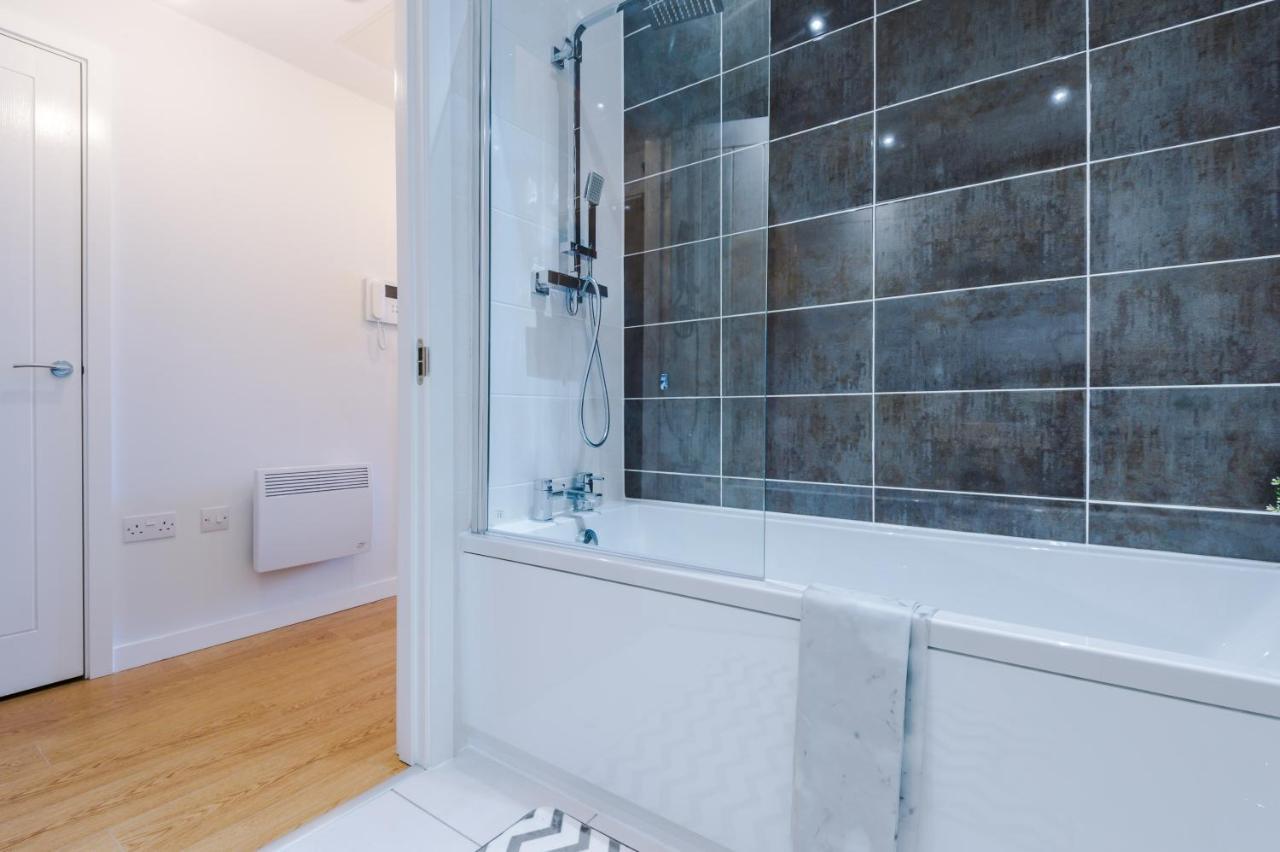 ✰Onpoint - Modern 2 Bed Apartment Close To Centre✰ Leeds  Eksteriør bilde
