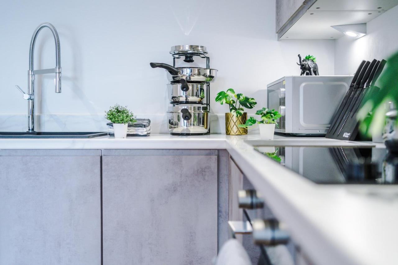 ✰Onpoint - Modern 2 Bed Apartment Close To Centre✰ Leeds  Eksteriør bilde